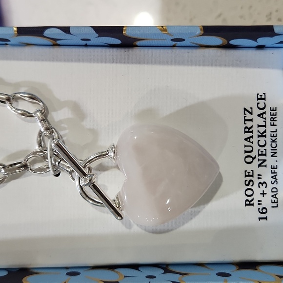 🩷🔹️PIPER K🔹️ Beautiful Pink Rose Quartz 16" Silver-tone necklace - Picture 4 of 8
